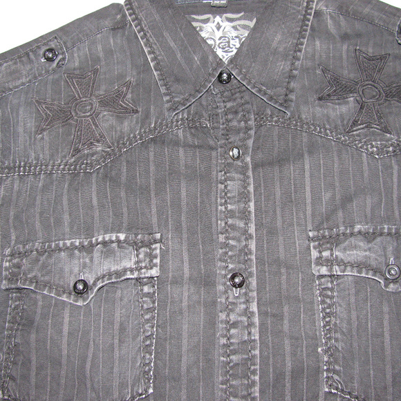 Roar SS Black Embroidered 2 sided Button up LARGE - Picture 1 of 7